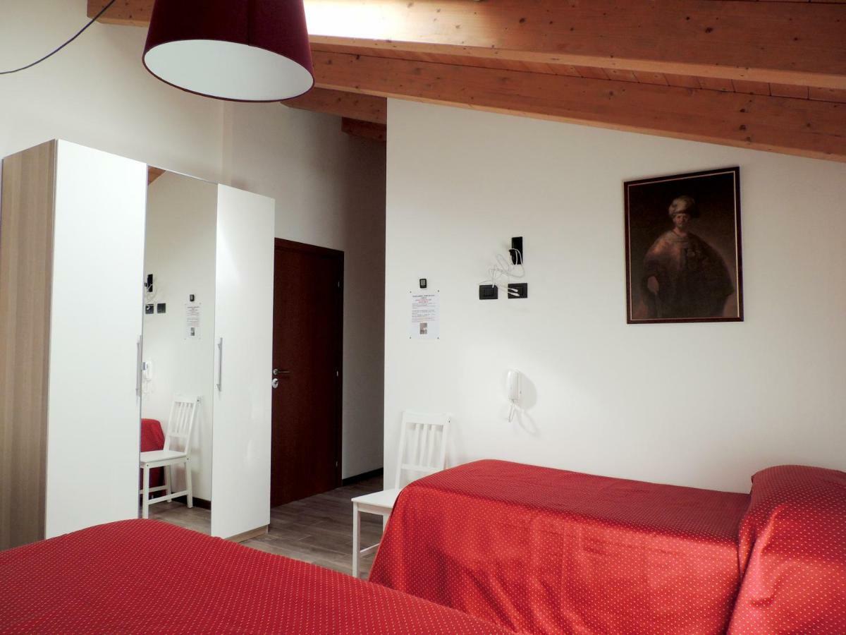 Foresteria Re Artu Albairate Buitenkant foto