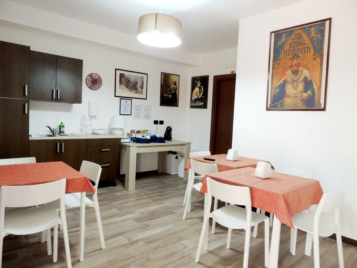 Foresteria Re Artu Albairate Buitenkant foto